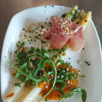Lentemenu (met vlees)